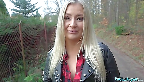 Cayla Lyons Cayla Lyons