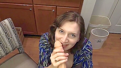 Bettie Bondage – Girls Chat With Taboo Step mom Bettie Bondage – Girls Chat With Taboo Step mom